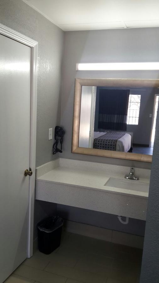 Paris Inn And Suites エクステリア 写真
