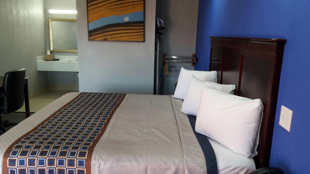 Paris Inn And Suites エクステリア 写真